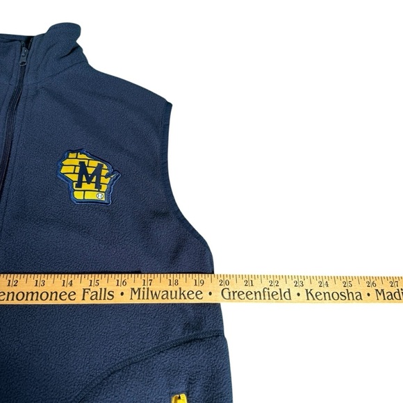 Milwaukee Brewers Fleece Vest SGA 9/2/2023 Size Adult Medium - Picture 4 of 11